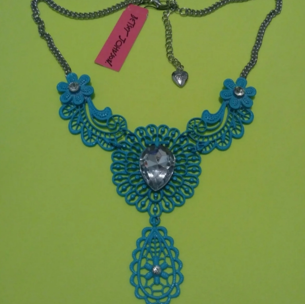 Necklace - Picture 3 of 4
